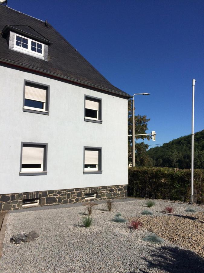 Body Kult Loft - Modernes Appartement Mit 2 Separaten Schlafzimmern Zwickau Eksteriør bilde