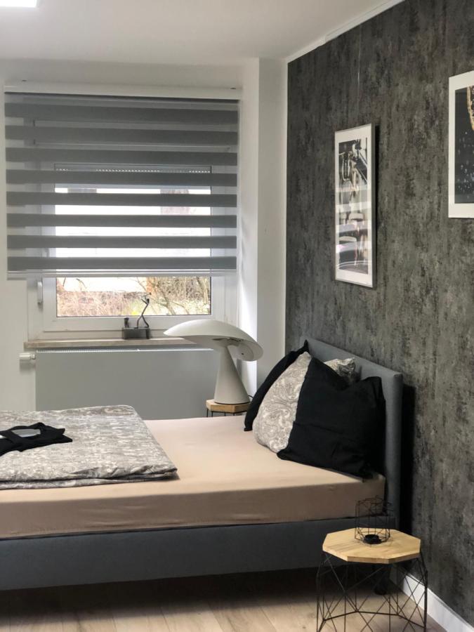 Body Kult Loft - Modernes Appartement Mit 2 Separaten Schlafzimmern Zwickau Eksteriør bilde